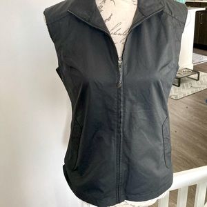 Women’s Nike golf shirt or top / vest with zipper